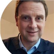 I provide tailored one-to-one coaching sessions to support your academic and professional development as a future leader.